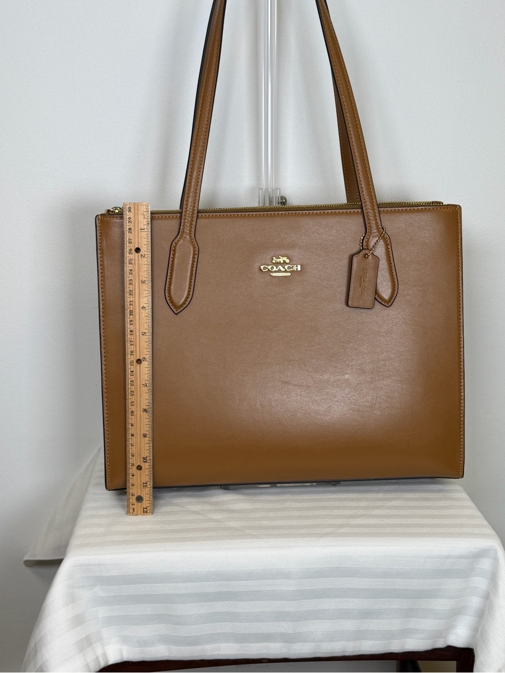 Coach ‘Nina’ Carryall Tote Light Saddle Brown Leather - Picture 14 of 17